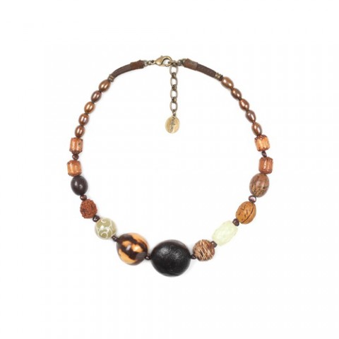 Колье из нефрита, жемчуга, кожи и семян BURUNDI 15--40943