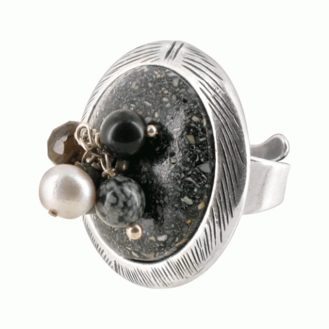 Кольцо из дымчатого кварца и агата MIGRATION small ring grape 